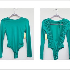 Super cute long sleeve bodysuit